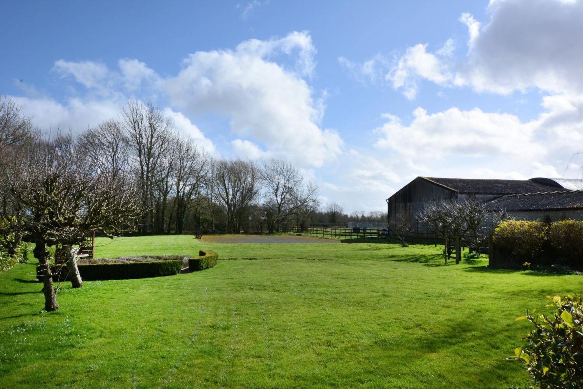 The Old School Bed & Breakfast Bicester Exterior photo